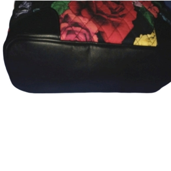 Vera Bradley Colorful Handbag - Picture 4 of 6